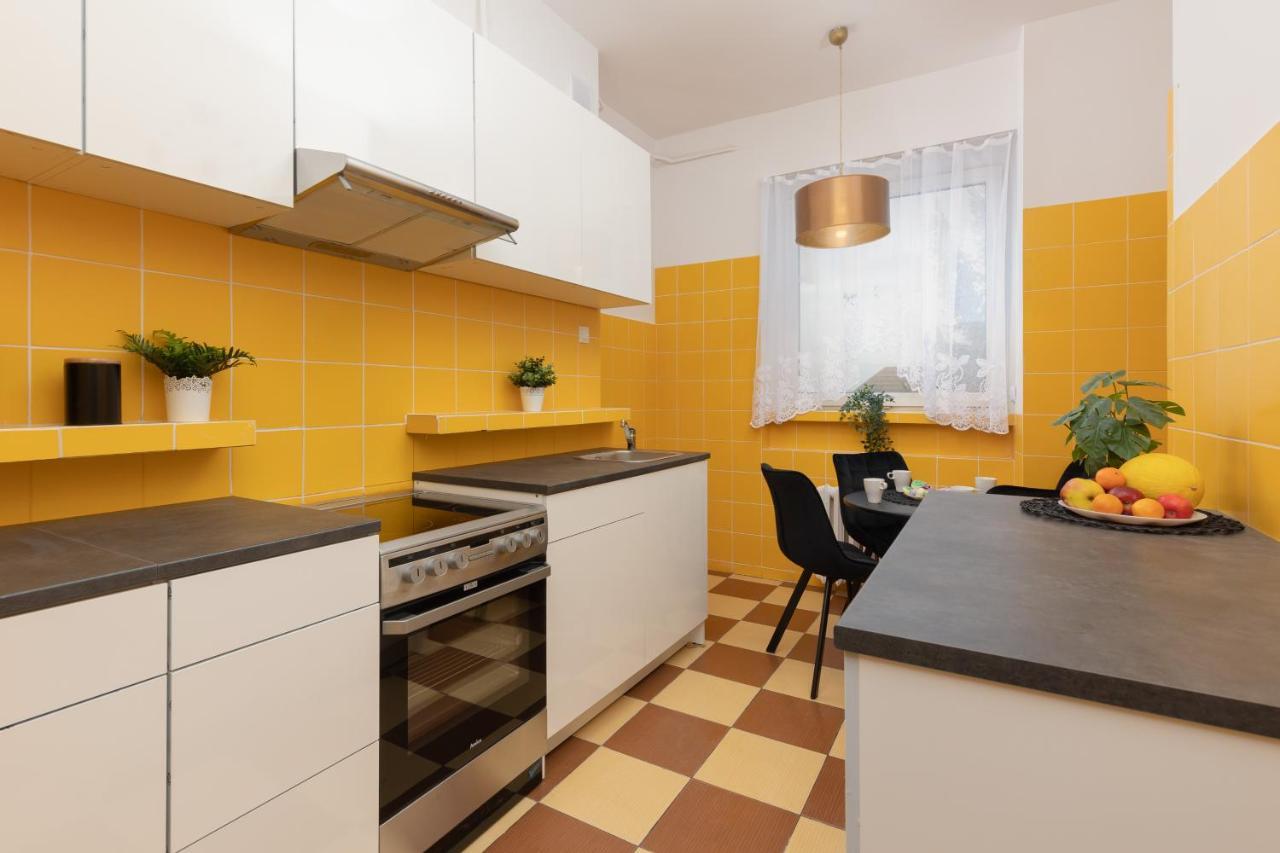 Metro Plac Wilsona Apartments Mickiewicza By Noclegi Renters وارسو المظهر الخارجي الصورة